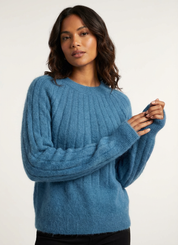 Zachte gebreide dames pullover met fluffy textuur