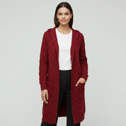 Zachte kabelgebreide lange damescardigan met capuchon