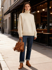 Zachte oversized damestrui met warme colkraag