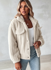 Zachte rib sherpa jas dames met drukknoopsluiting – Amira