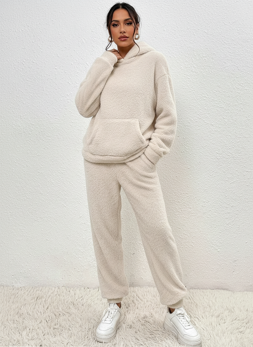 Zachte teddy dames lounge set met hoodie – Lieve