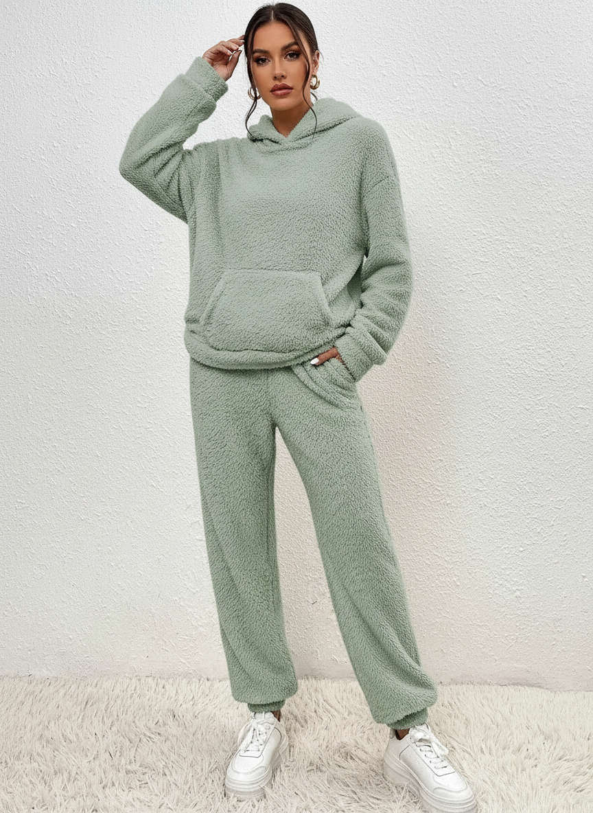 Zachte teddy lounge set voor dames – Elin