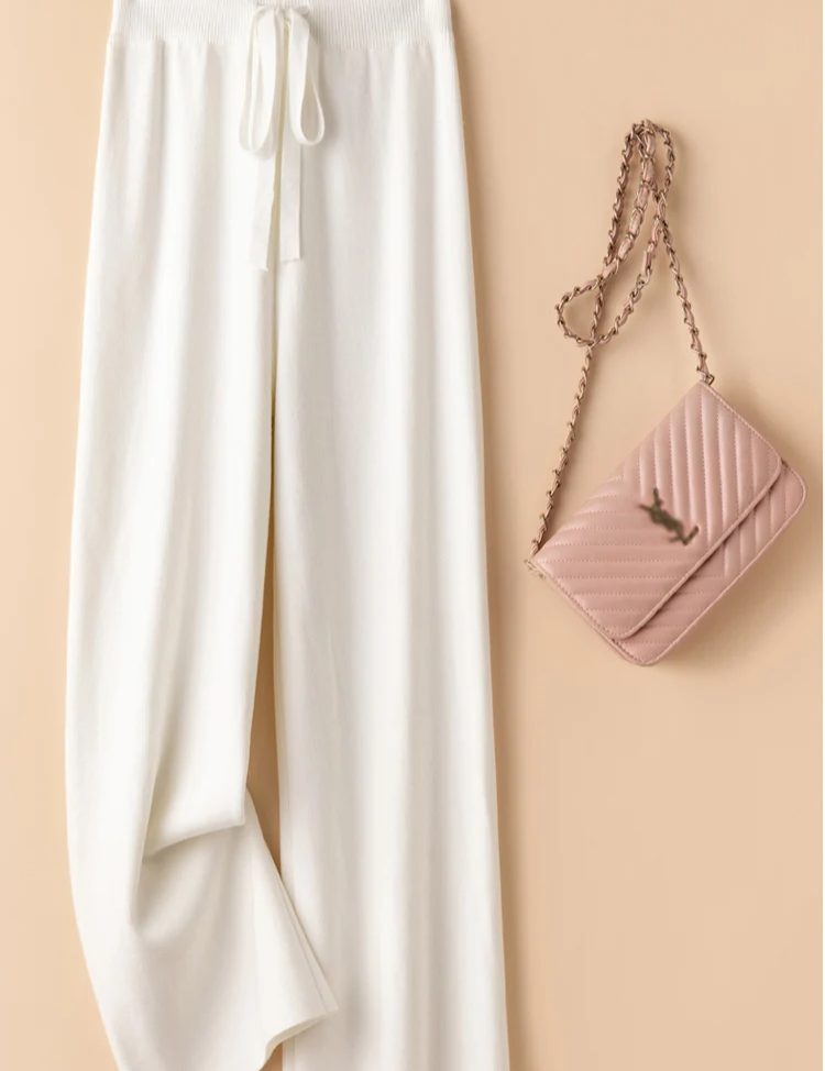 Soft wide-leg trousers for women – Aurelle