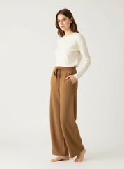 Zachte wide-leg damesbroek – Aurelle