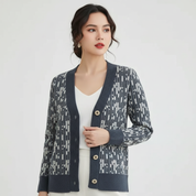 Zacht gebreid dames vest met knopen – Everlay