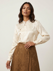 Zijdezachte blouse met subtiele bloemenprint – Linh