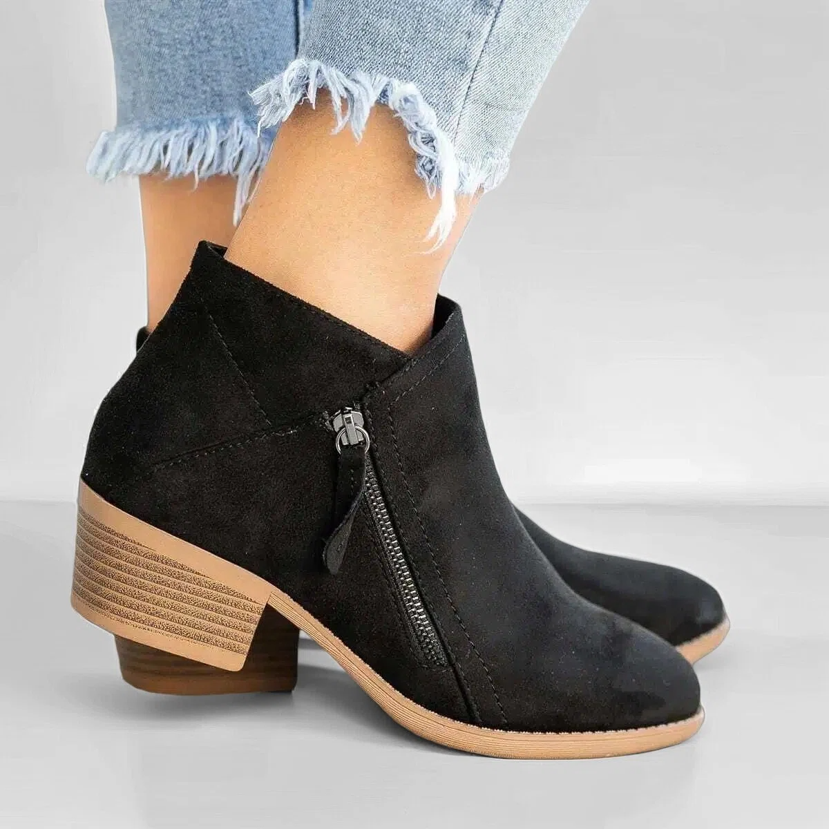 Leren enkellaarsjes met blokhak voor vrouwen