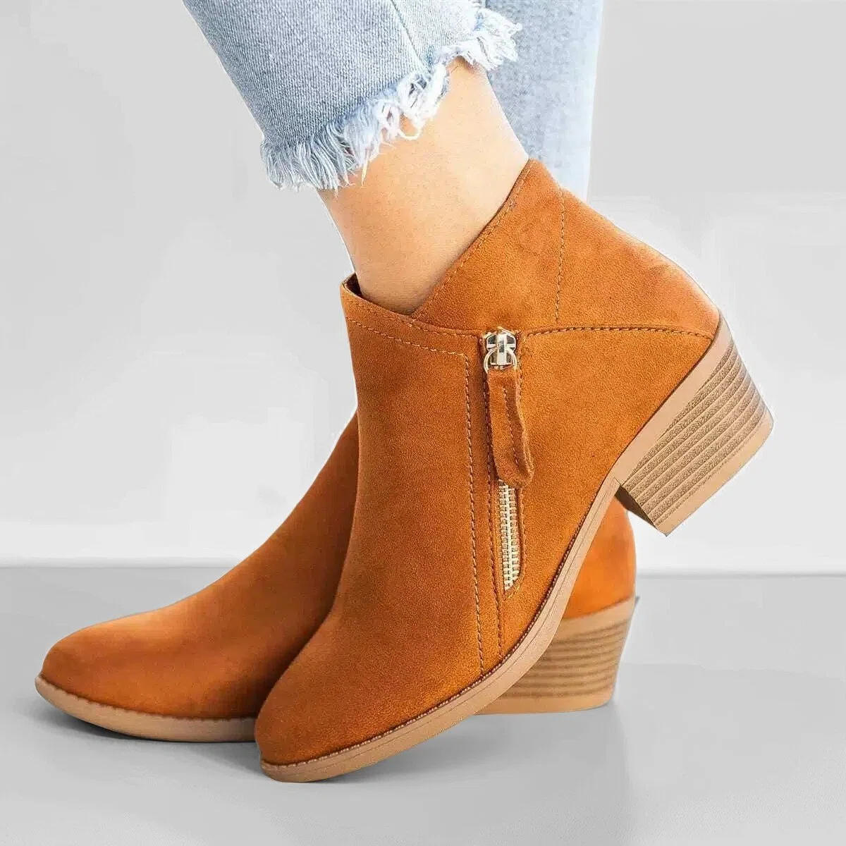 Leren enkellaarsjes met blokhak voor vrouwen